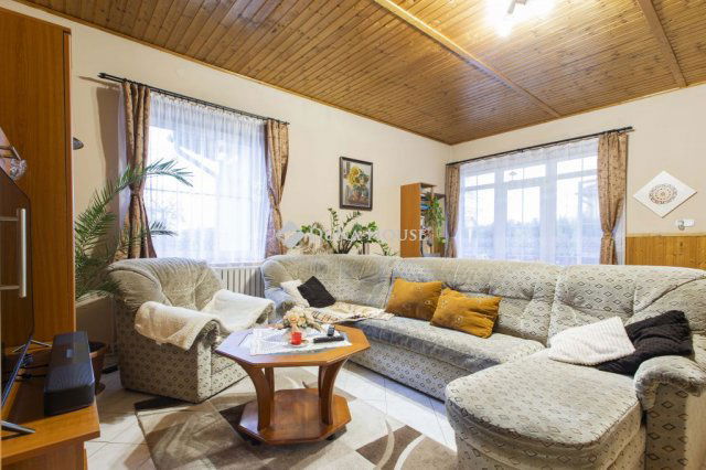 Eladó családi ház, Mosonmagyaróváron 74.99 M Ft, 4 szobás