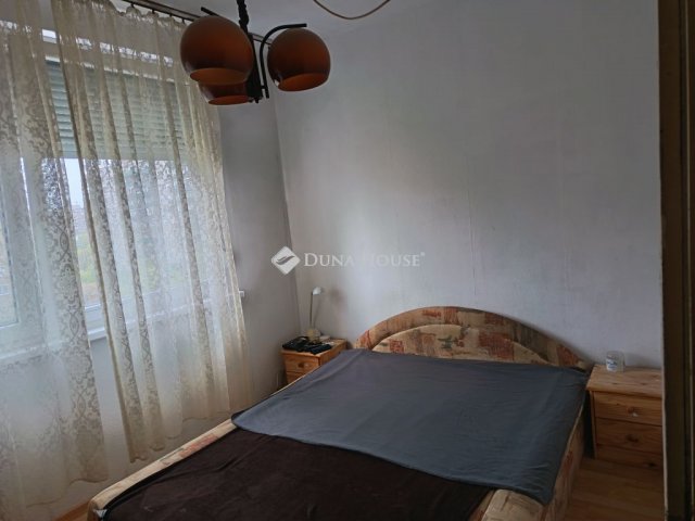 Eladó panellakás, Budapesten, IV. kerületben 69.9 M Ft, 3 szobás