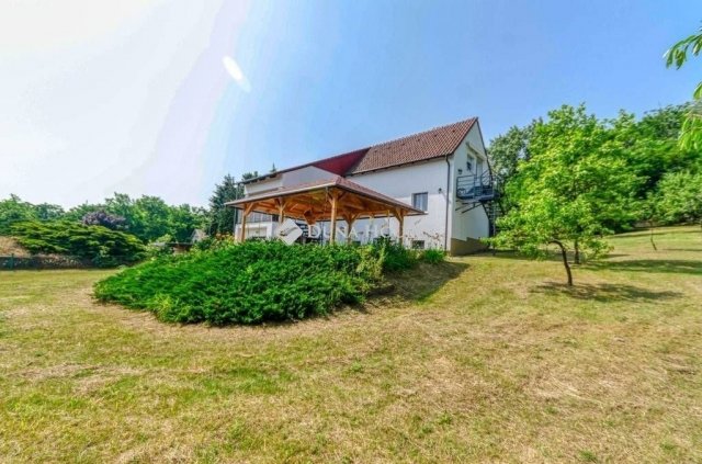 Eladó családi ház, Domonyban 117 M Ft, 4 szobás