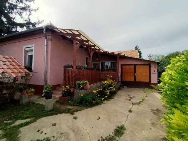 Eladó családi ház, Kéthelyen 39.5 M Ft, 4 szobás