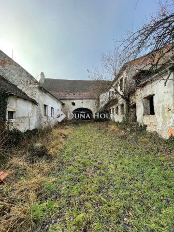 Eladó családi ház, Fertőrákoson 155 M Ft, 1 szobás