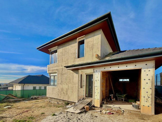 Eladó családi ház, Kerepesen 150 M Ft, 4 szobás