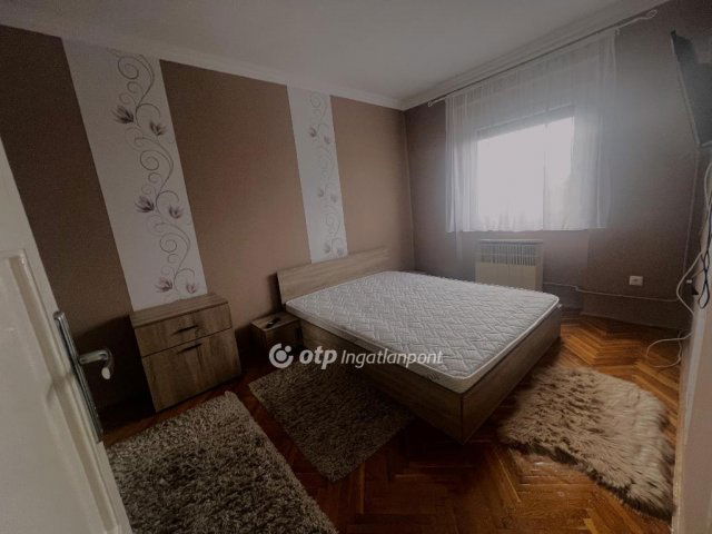 Eladó téglalakás, Szabadszálláson 32.417 M Ft, 3 szobás