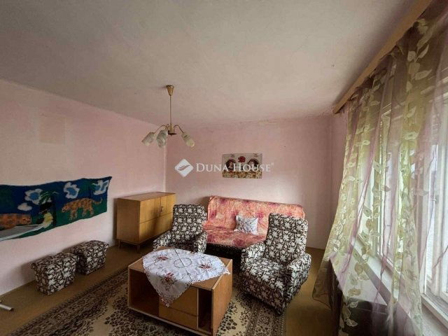 Eladó családi ház, Sándorfalván 59 M Ft, 2+1 szobás