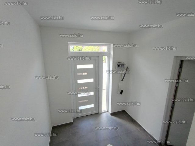 Eladó ikerház, Budapesten, XVI. kerületben 139.9 M Ft, 4 szobás