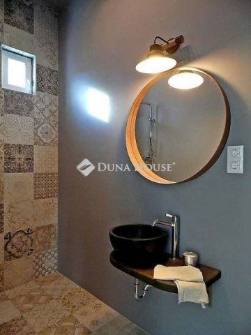 Eladó téglalakás, Budapesten, IX. kerületben 172.5 M Ft