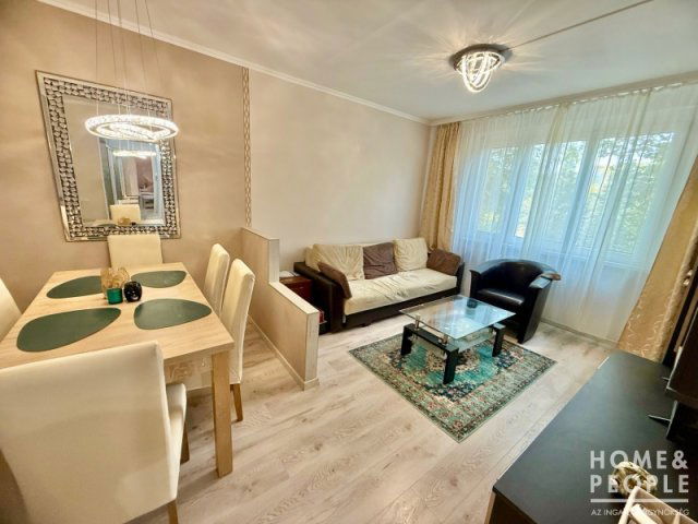 Eladó téglalakás, Szegeden 50.5 M Ft, 2 szobás