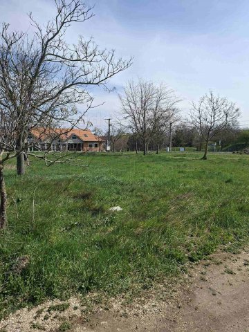 Eladó telek, Pétfürdőn 35 M Ft / költözzbe.hu