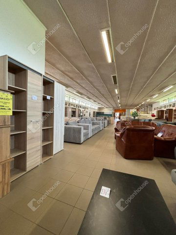 Eladó üzlethelyiség, Tatabányán 240 M Ft / költözzbe.hu