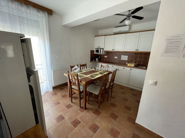 Eladó nyaraló, Sárváron 325 M Ft, 13 szobás