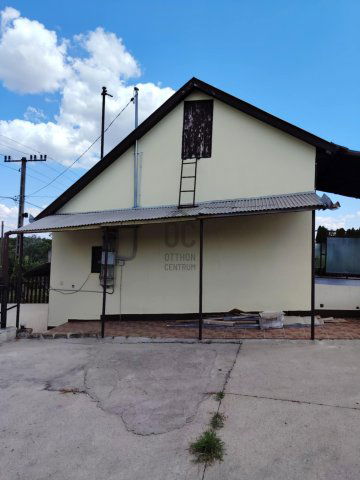 Eladó mezogazdasagi ingatlan, Szekszárdon, Bor utcában 37 M Ft
