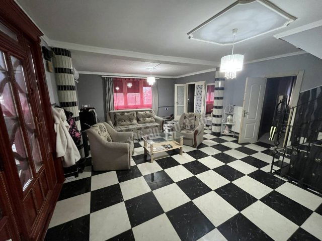 Eladó családi ház, Mezőfalván 55.9 M Ft, 2+3 szobás