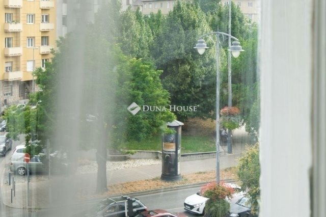 Eladó téglalakás, Budapesten, XI. kerületben 109 M Ft, 2 szobás