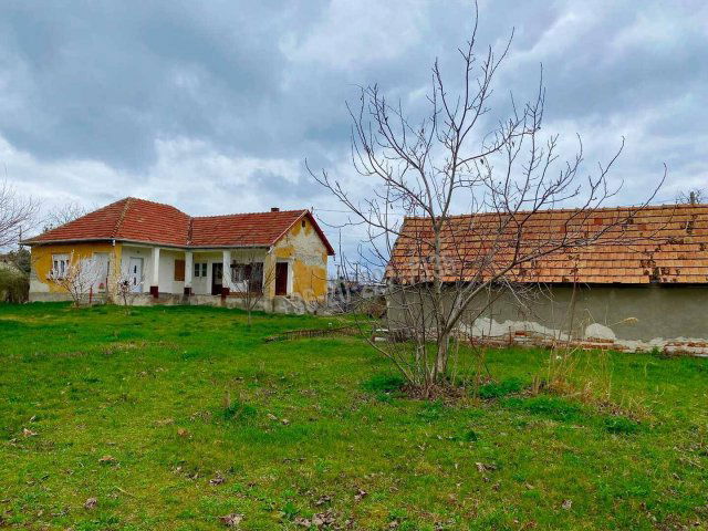 Eladó családi ház, Ráckevén 51.9 M Ft, 2 szobás