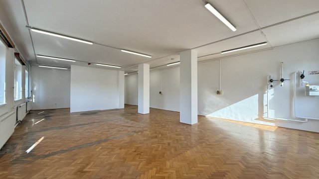 Kiadó iroda, Debrecenben 210 E Ft / hó, 3 szobás