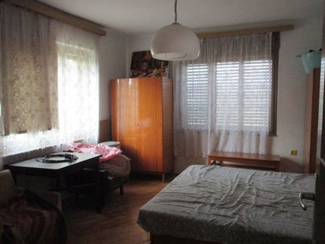 Eladó családi ház, Békéscsabán 22 M Ft, 3 szobás