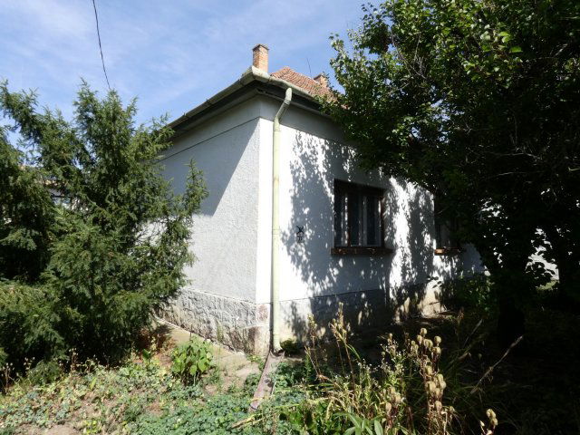 Eladó családi ház, Szegeden, Radnóti utcában 68.9 M Ft