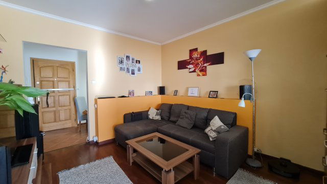 Eladó panellakás, Dunaújvárosban, Köztársaság úton 29.9 M Ft