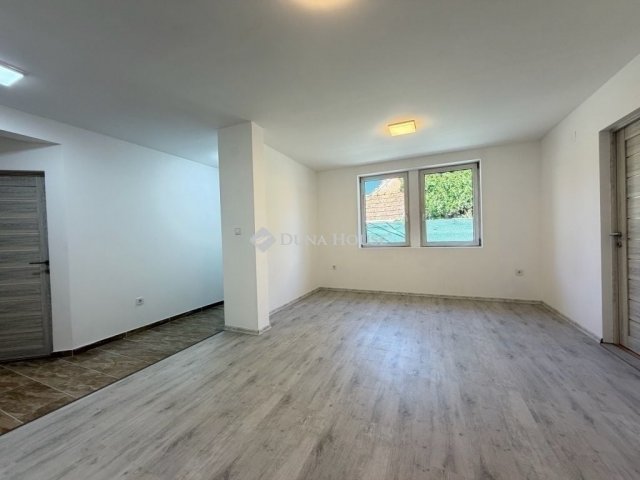 Eladó téglalakás, Budapesten, XX. kerületben 89.9 M Ft, 4 szobás