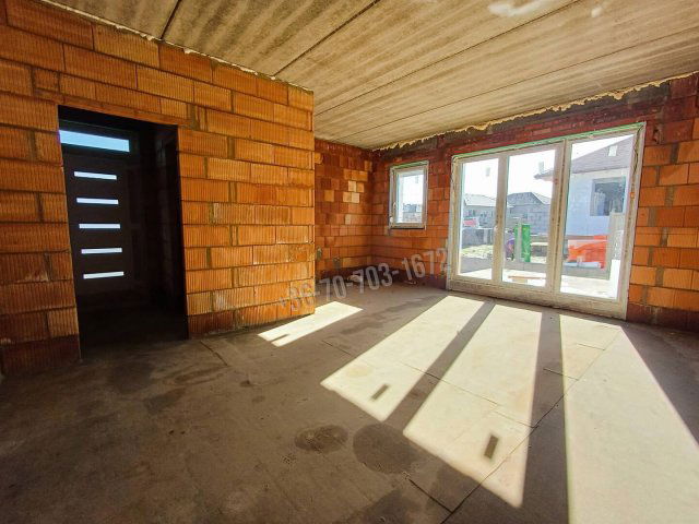 Eladó családi ház, Vácrátóton 75.9 M Ft, 4 szobás