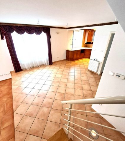 Eladó ikerház, Győrújbaráton 119 M Ft, 4 szobás