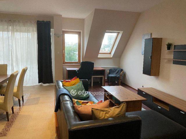 Kiadó téglalakás, albérlet, Debrecenben 350 E Ft / hó, 2 szobás