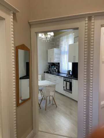 Kiadó téglalakás, albérlet, VI. kerületben, Király utcában