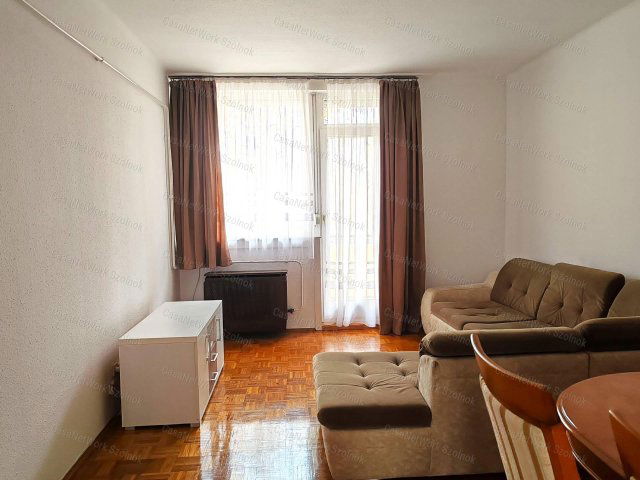 Kiadó téglalakás, albérlet, Szolnokon 120 E Ft / hó, 2 szobás