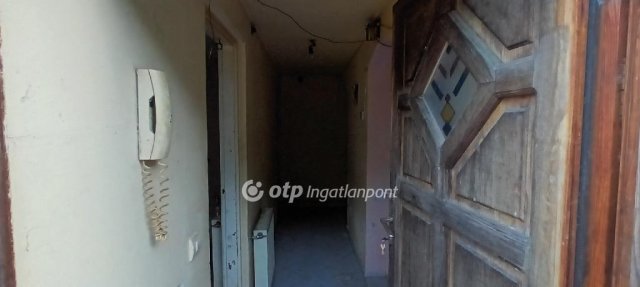 Eladó családi ház, Érden 62 M Ft, 6+1 szobás