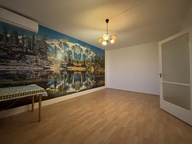 Eladó panellakás, Budaörsön 73 M Ft, 3 szobás