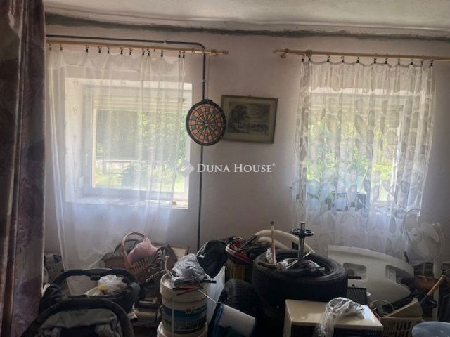 Eladó családi ház, Marázán 29.9 M Ft, 3 szobás