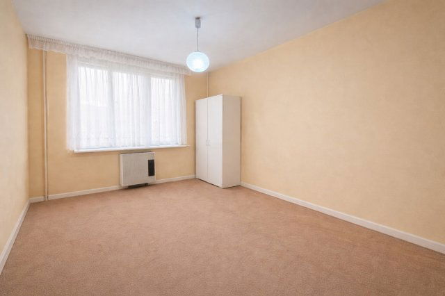 Eladó téglalakás, Kecskeméten 48.9 M Ft, 2+1 szobás