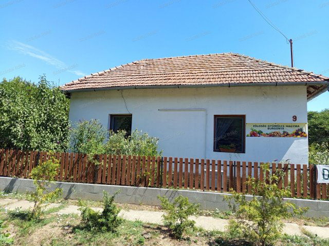 Eladó családi ház, Nagyréven 13.9 M Ft, 2 szobás