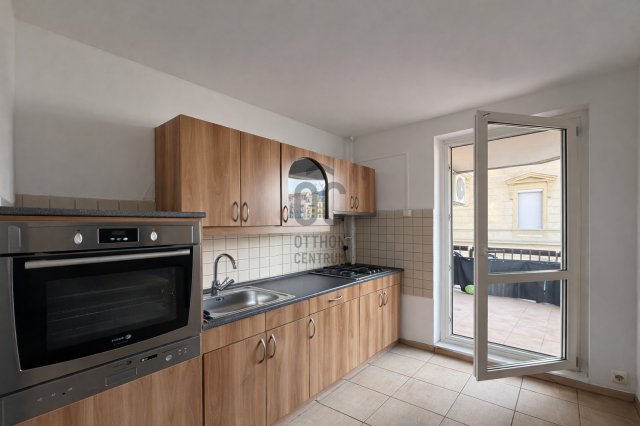 Eladó panellakás, Budapesten, VIII. kerületben 78.5 M Ft