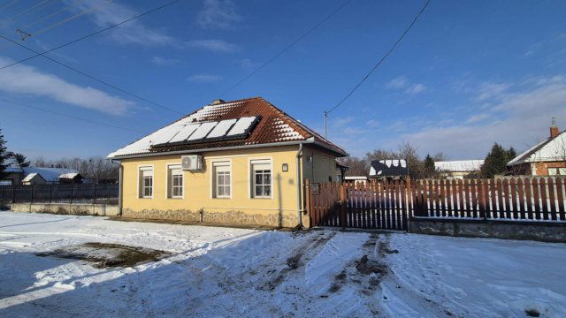 Eladó családi ház, Jákfán 35 M Ft, 3 szobás