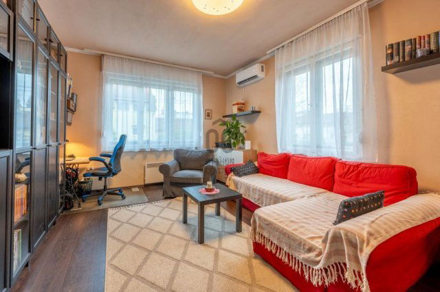 Eladó családi ház, Budapesten, XV. kerületben 179.9 M Ft