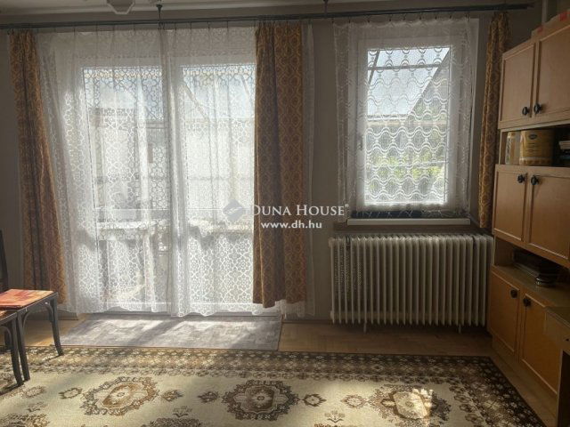 Eladó sorház, Veszprémben 77.9 M Ft, 2+2 szobás