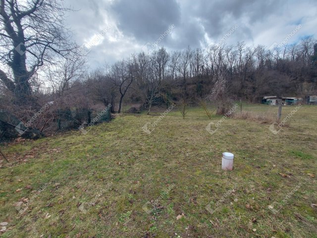 Eladó telek, Bakonypéterden 8 M Ft / költözzbe.hu