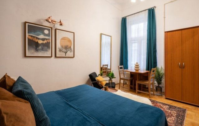 Kiadó téglalakás, albérlet, Budapesten, VI. kerületben