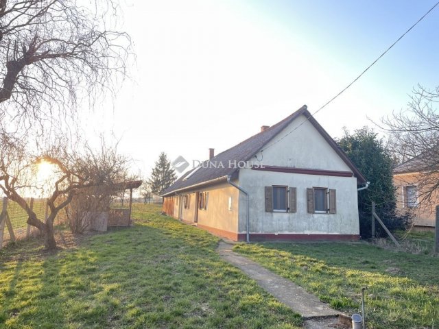 Eladó családi ház, Szarvaskendén 29.9 M Ft, 2 szobás