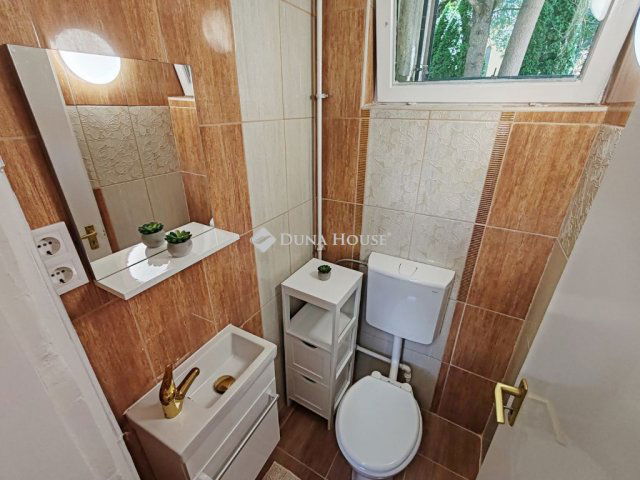 Eladó téglalakás, Csurgón 13 M Ft, 2 szobás