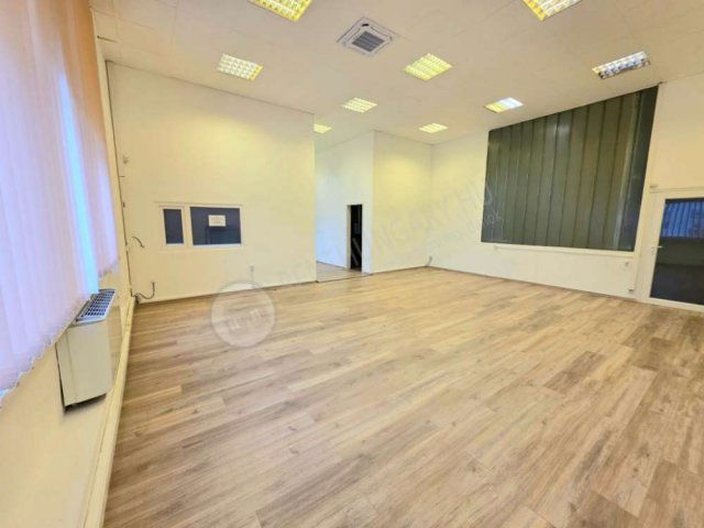 Kiadó iroda, Budapesten, XIII. kerületben, Reitter Ferenc utcában