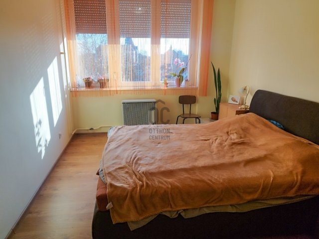 Kiadó téglalakás, albérlet, Nagykőrösön 140 E Ft / hó