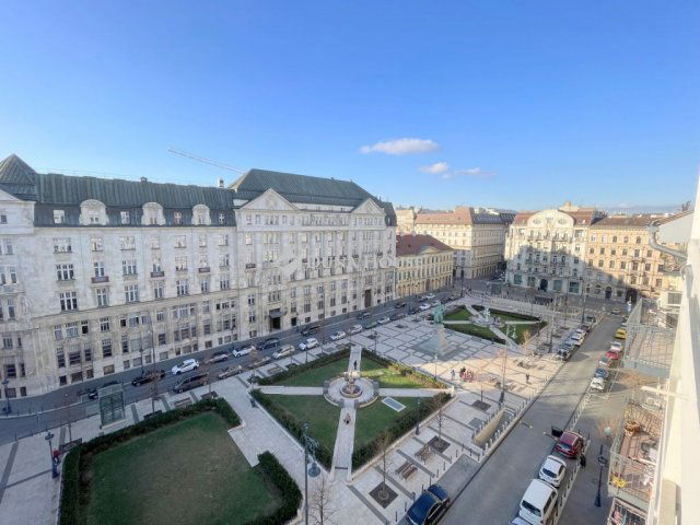 Eladó téglalakás, Budapesten, V. kerületben 365 M Ft, 4 szobás