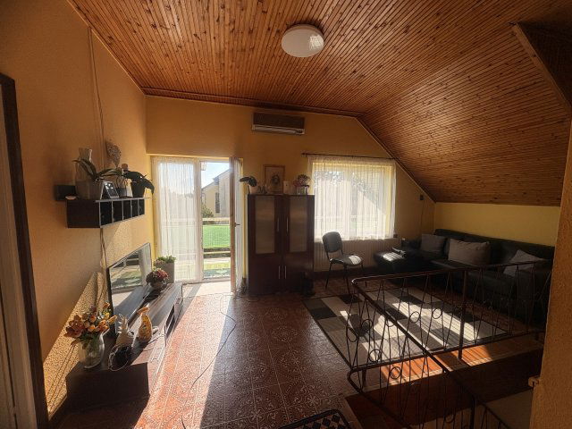 Eladó családi ház, Balatonfüreden 148 M Ft, 6 szobás