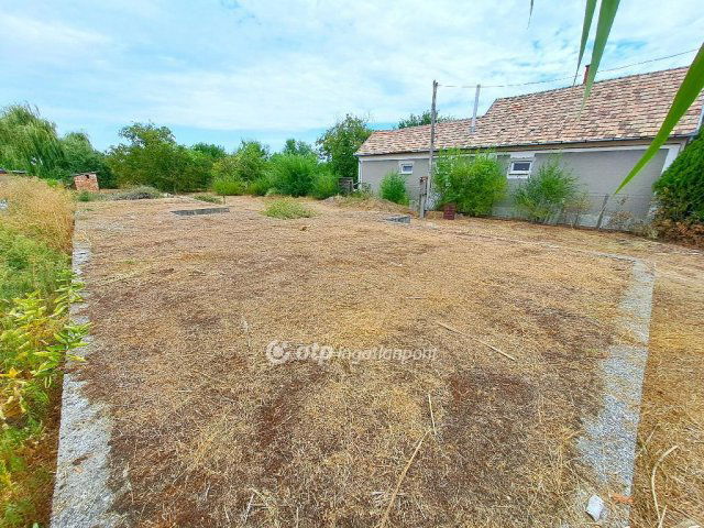 Eladó telek, Nyársapáton 14.8 M Ft / költözzbe.hu