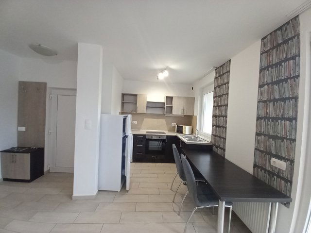 Kiadó téglalakás, albérlet, Pécsett, Szigeti úton, 1 szobás