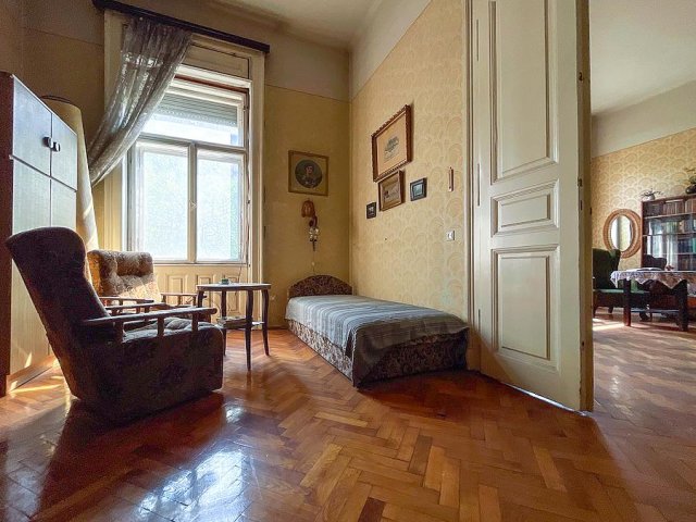 Eladó téglalakás, Budapesten, VIII. kerületben, József körúton