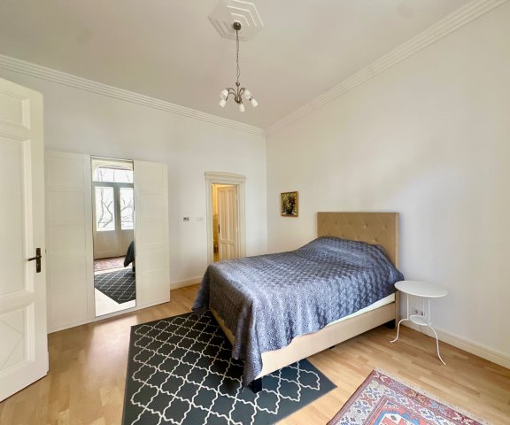 Eladó téglalakás, Budapesten, V. kerületben 0.127 M Ft, 2 szobás