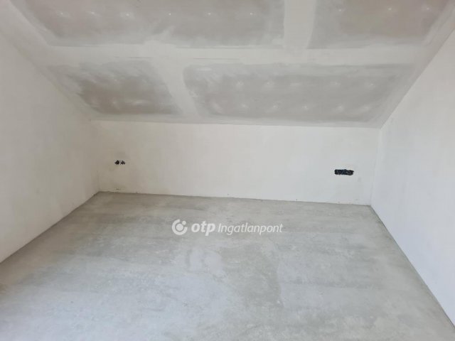 Eladó ikerház, Gyálon 139.9 M Ft, 4 szobás